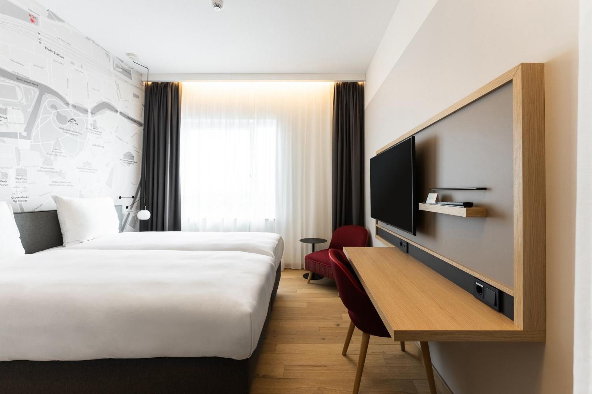 Intercityhotel Бреда Екстер'єр фото