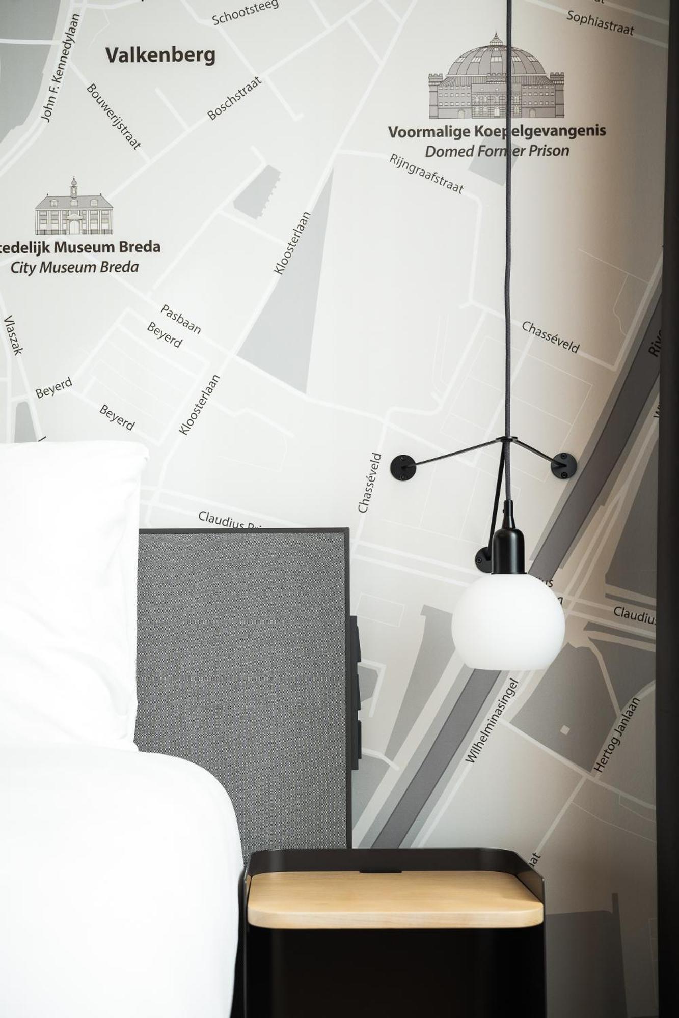 Intercityhotel Бреда Екстер'єр фото